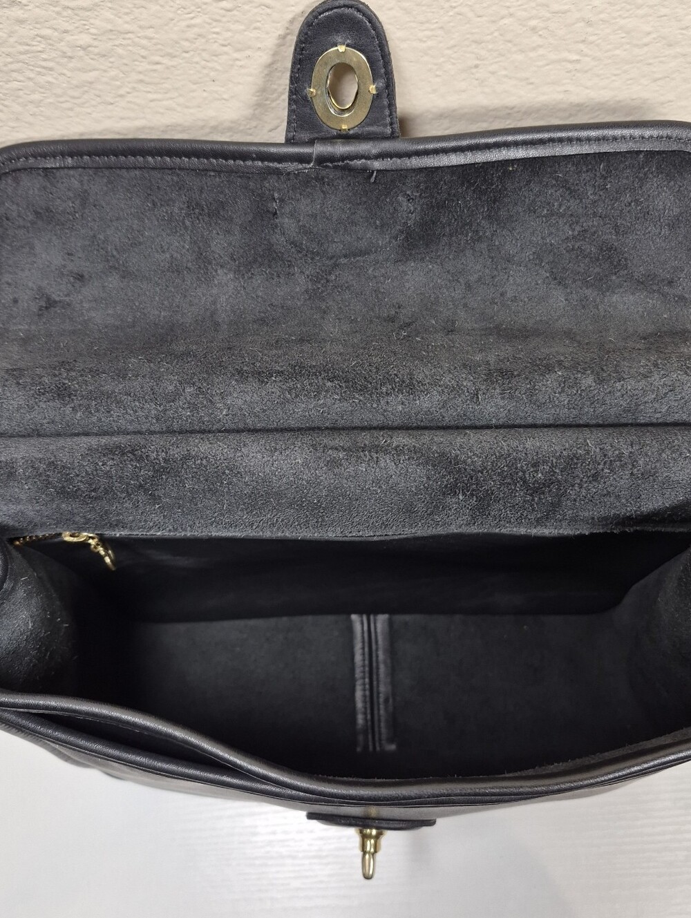 Vintage Coach Willis Bag #9927 - Picture 10 of 17